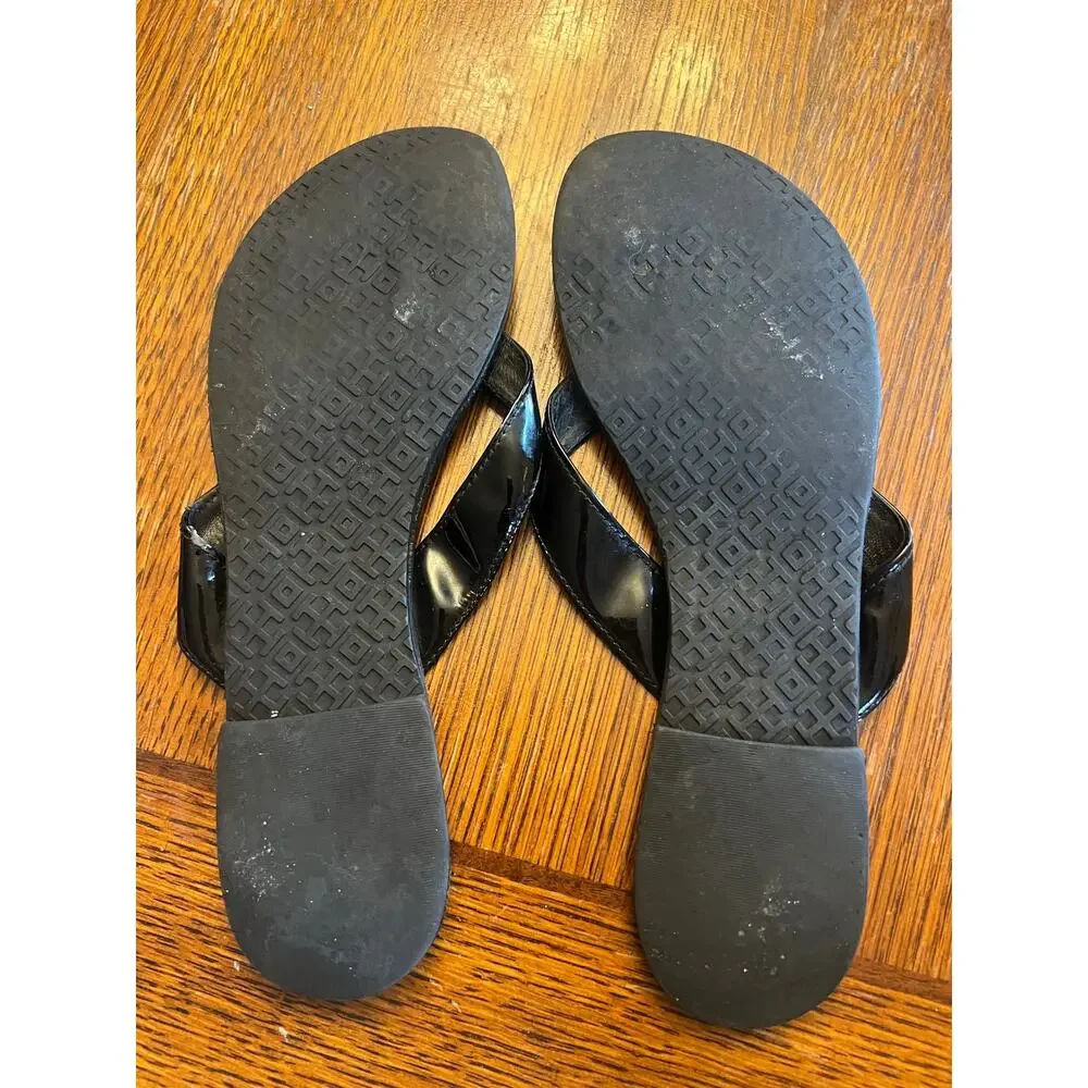Tory Burch Emmy Black Patent Leather Thong Sandal Flip Flop Silver Logo Size 7⁠